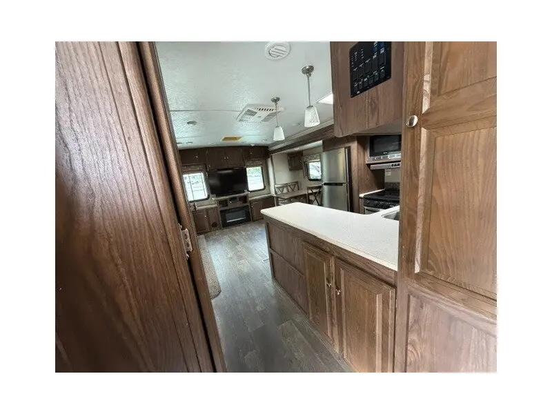 2019 Forest River Flagstaff Lite 27RLWS