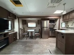 2019 Forest River Flagstaff Lite 27RLWS