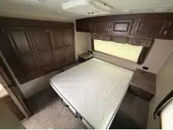 2019 Forest River Flagstaff Lite 27RLWS