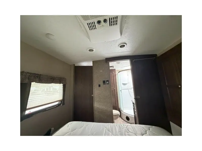2019 Forest River Flagstaff Lite 27RLWS