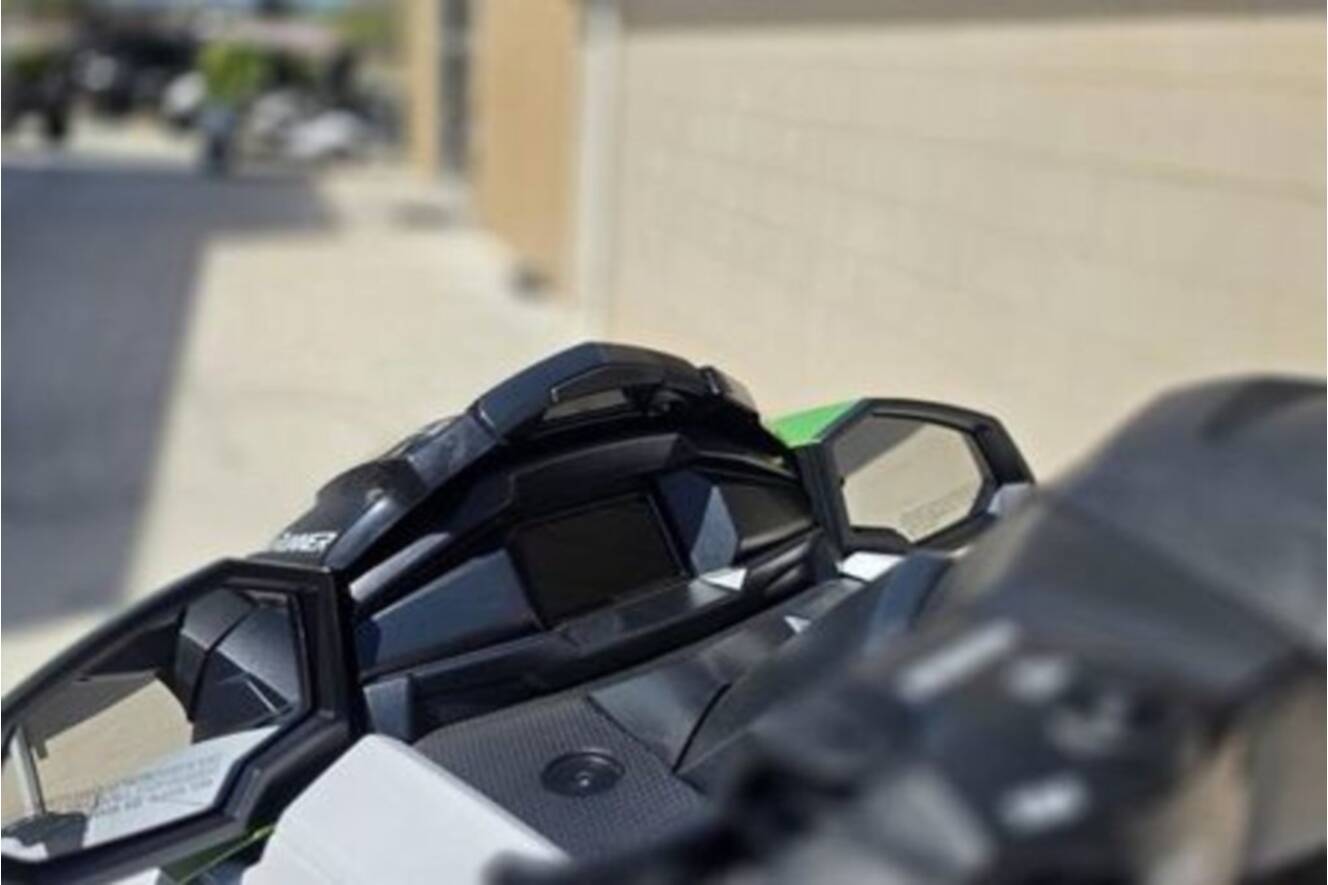 A photo of this 2026 Yamaha Waverunners VX® Deluxe with Audio