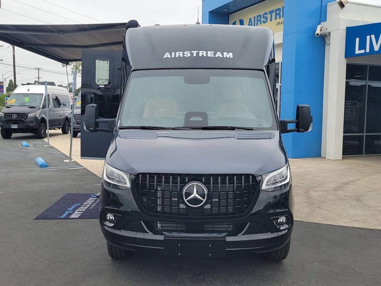 A photo of this 2027 Airstream Atlas Murphy Suite Twin