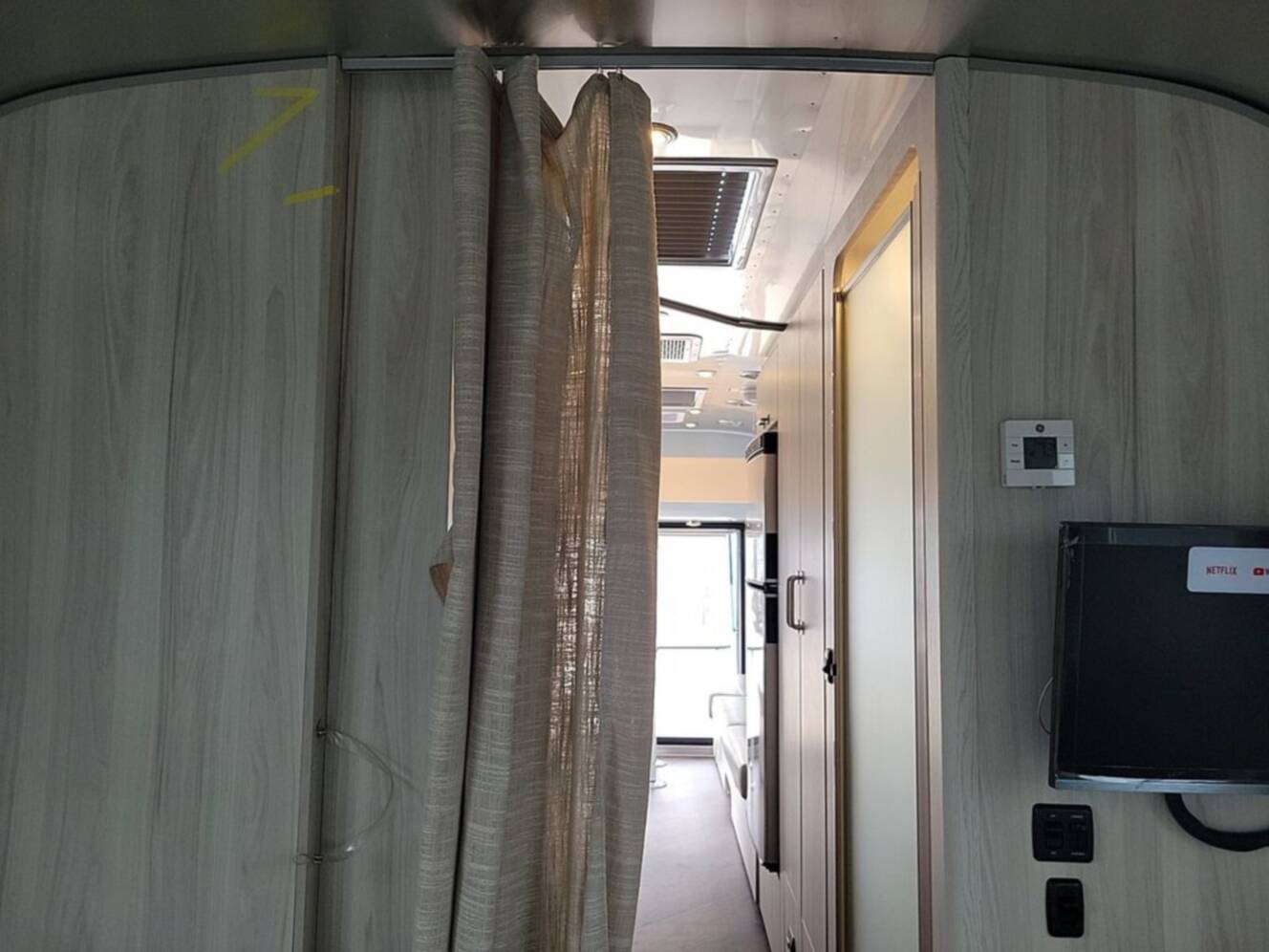 A photo of this 2026 Airstream International 27FBQ Queen