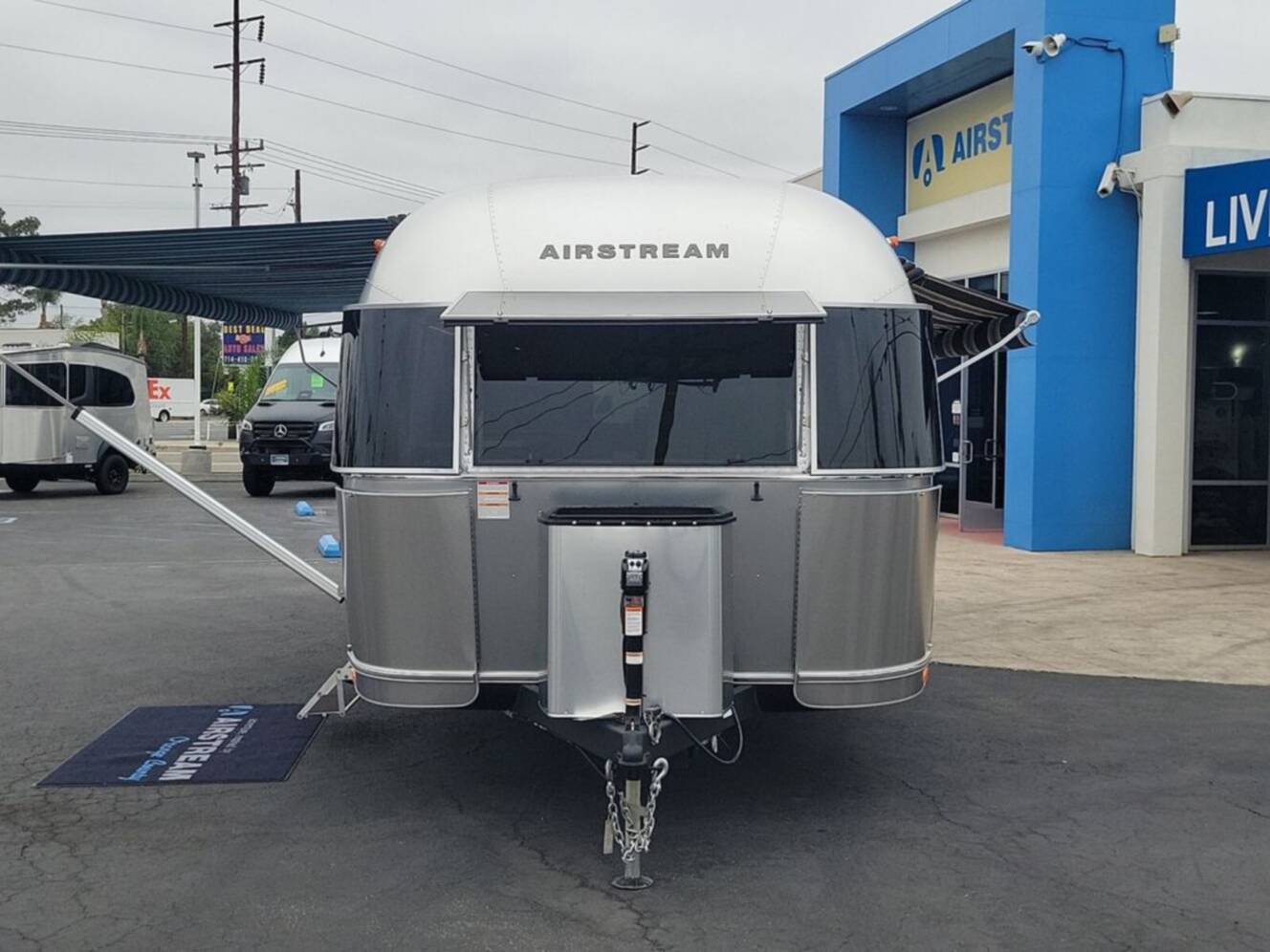 A photo of this 2026 Airstream Globetrotter® 30RB Twin