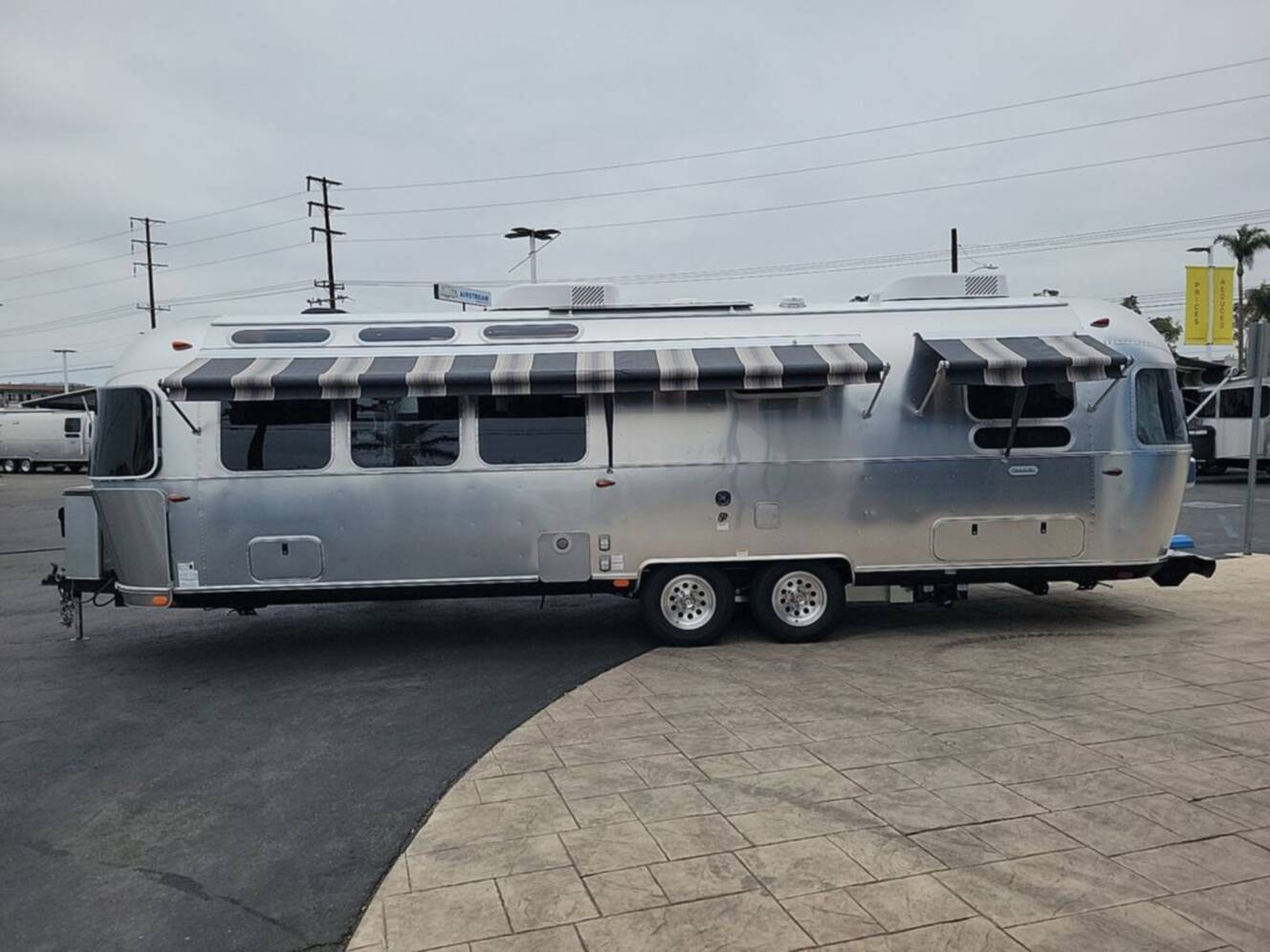 A photo of this 2026 Airstream Globetrotter® 30RB Twin
