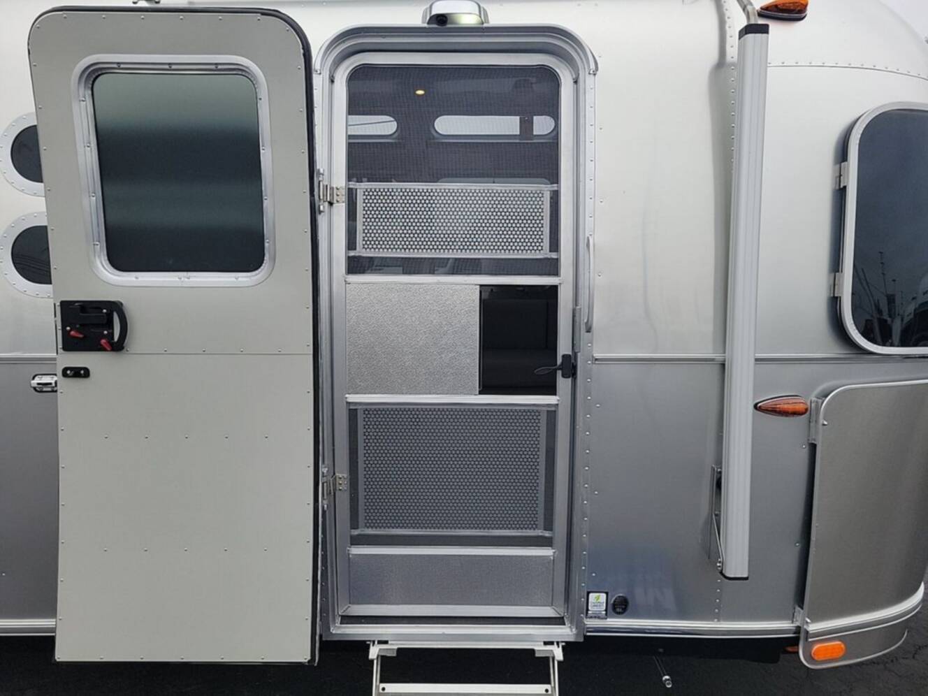 A photo of this 2026 Airstream Globetrotter® 30RB Twin
