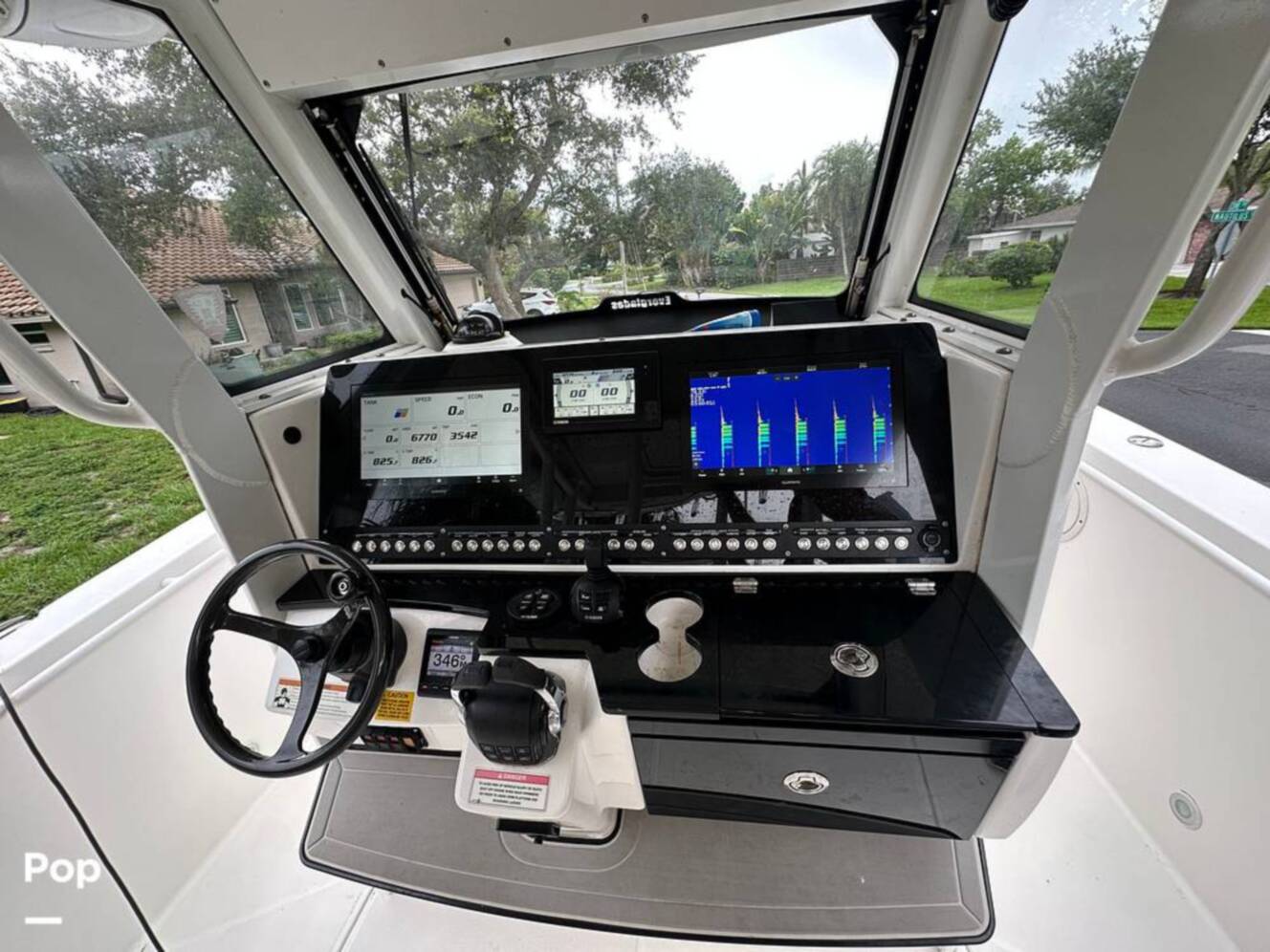 A photo of this 2018 Everglades 335CC