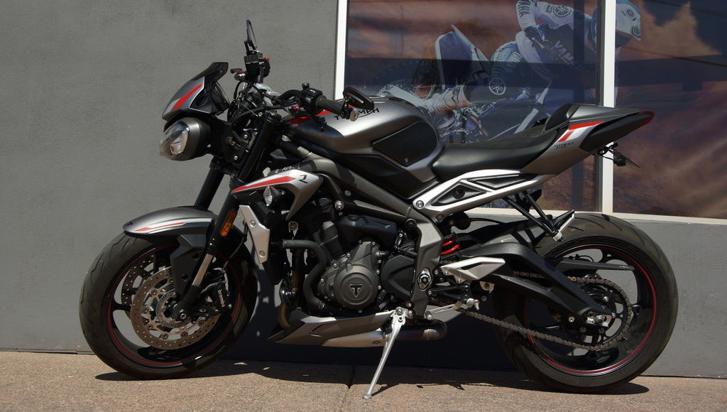 2022 Triumph Street Triple R Low Matte Silver Ice R LOW in 85032, AZ