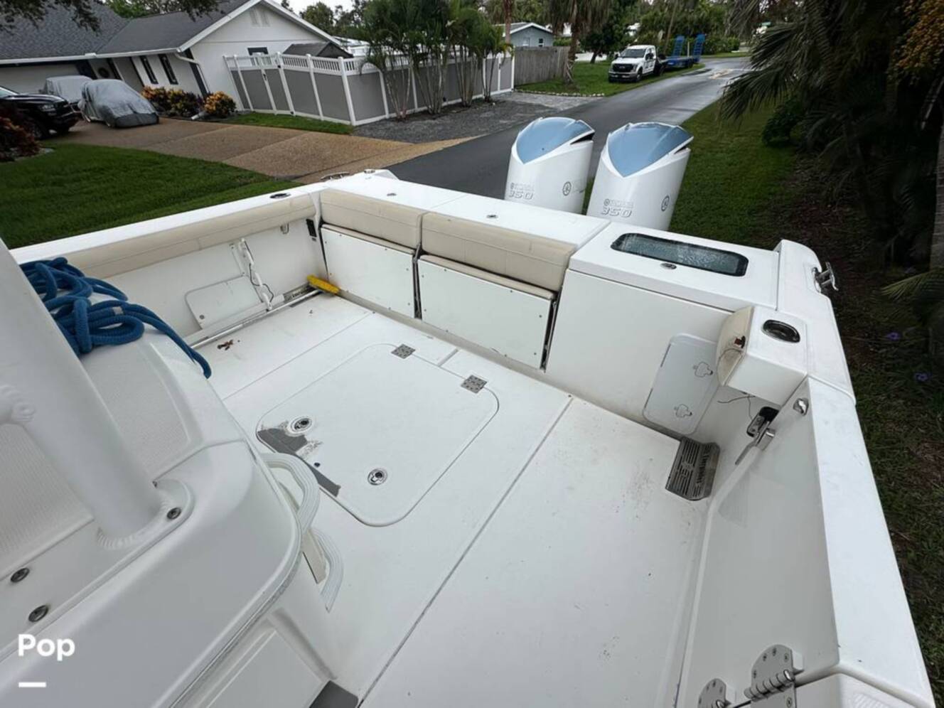 A photo of this 2018 Everglades 335CC