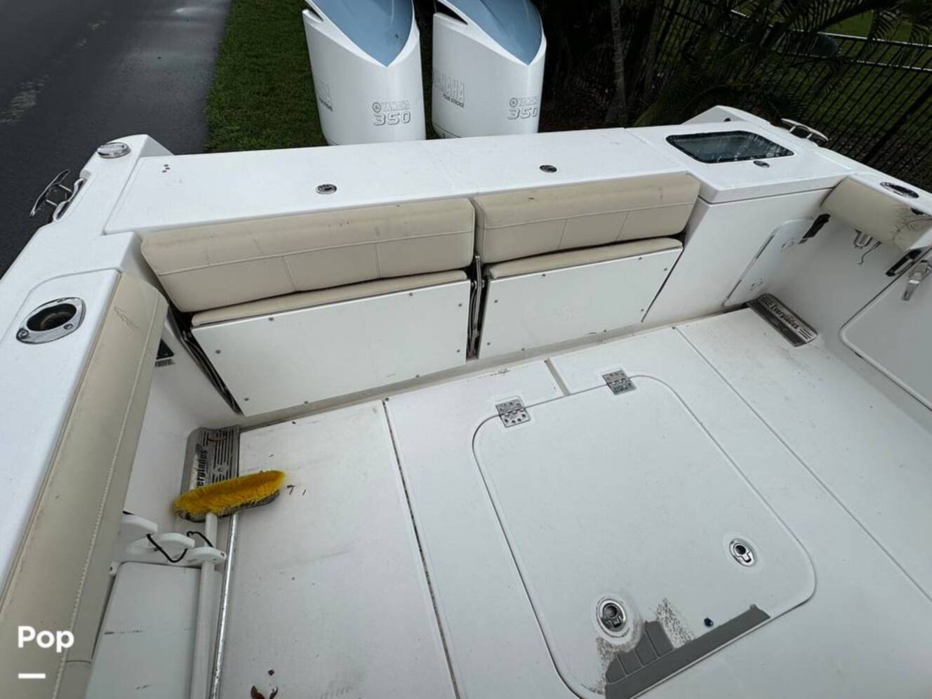 A photo of this 2018 Everglades 335CC