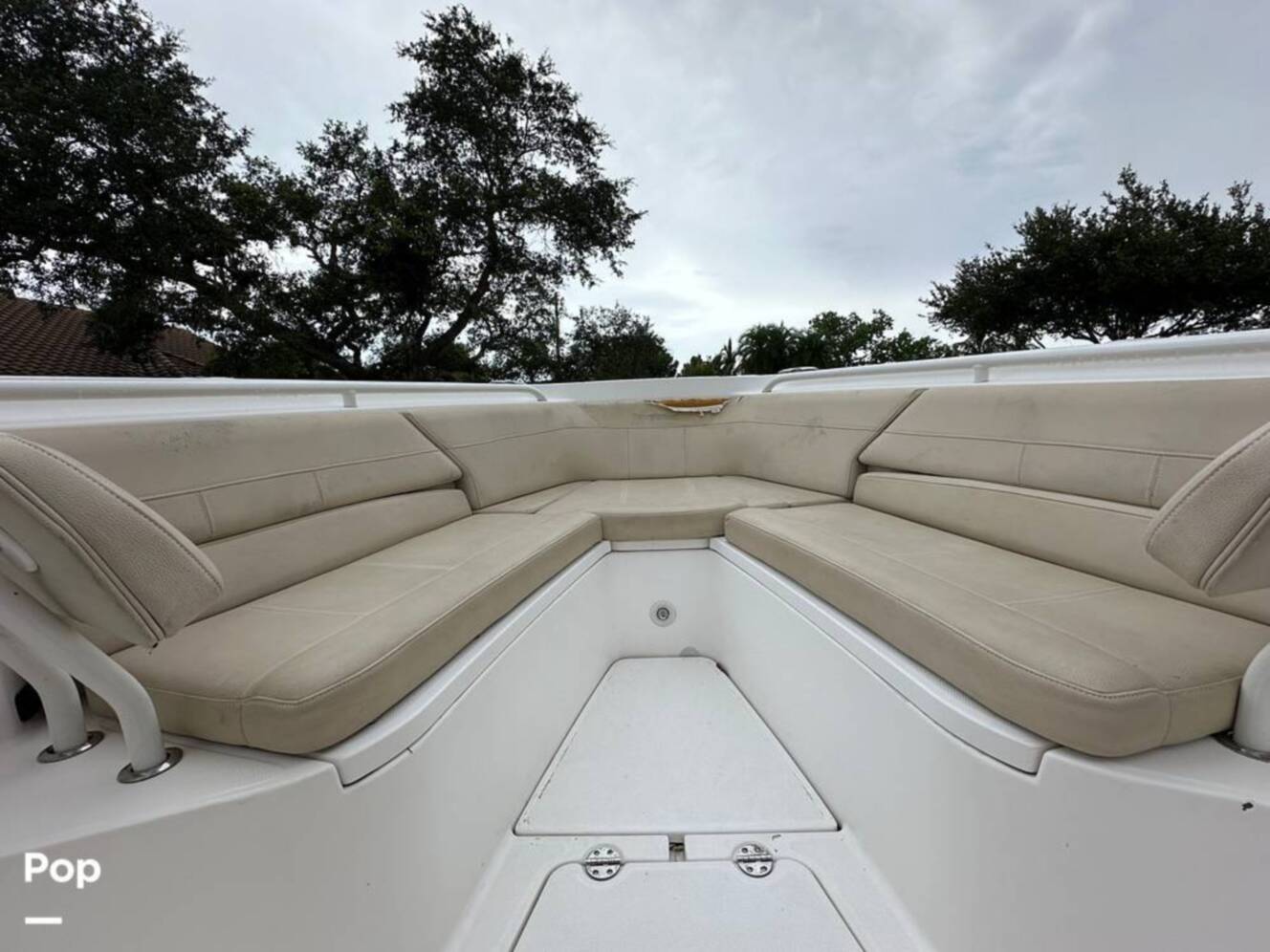 A photo of this 2018 Everglades 335CC