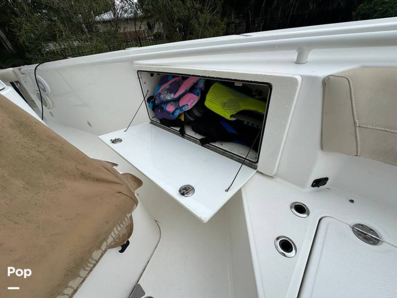 A photo of this 2018 Everglades 335CC
