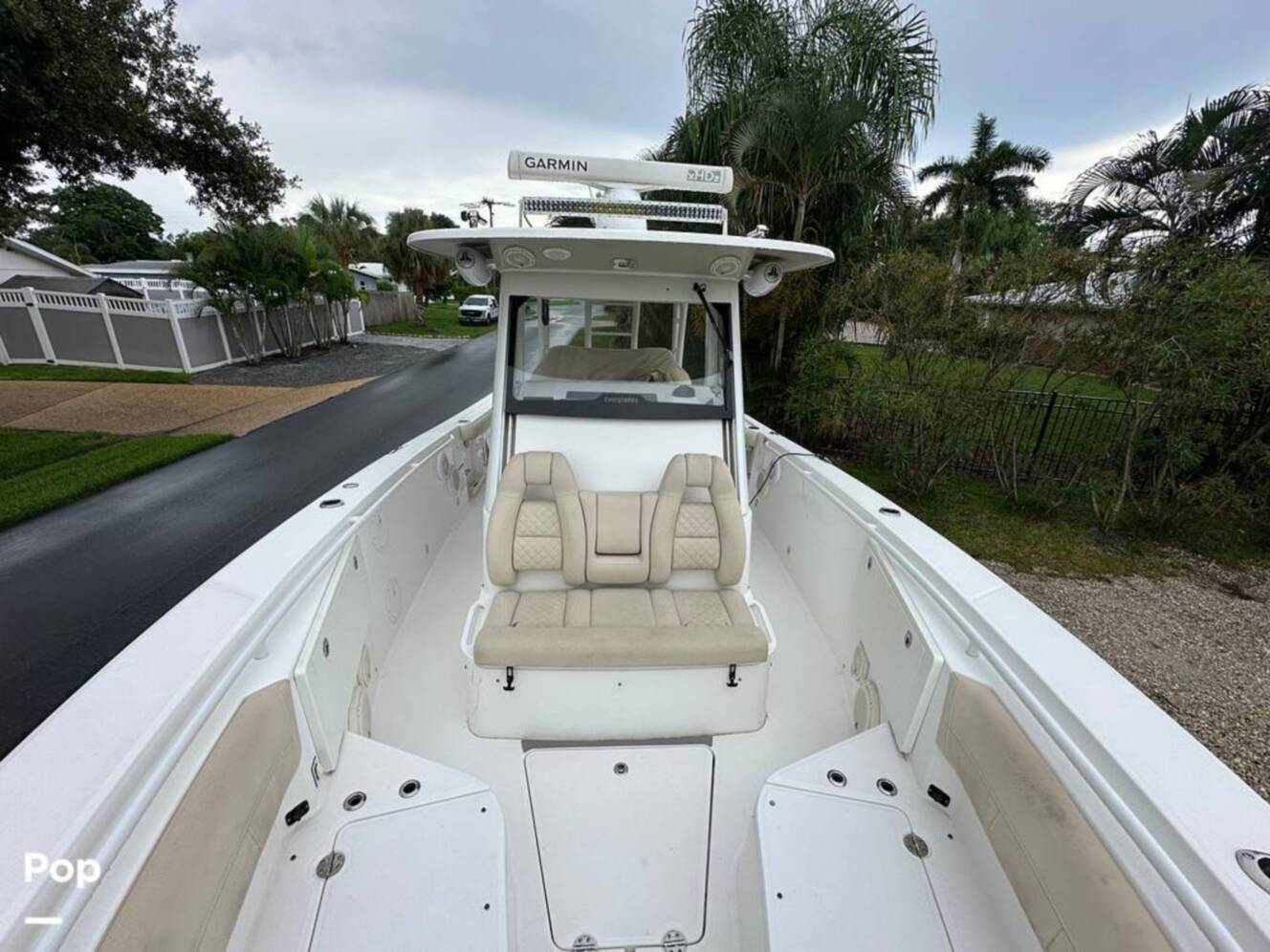 A photo of this 2018 Everglades 335CC