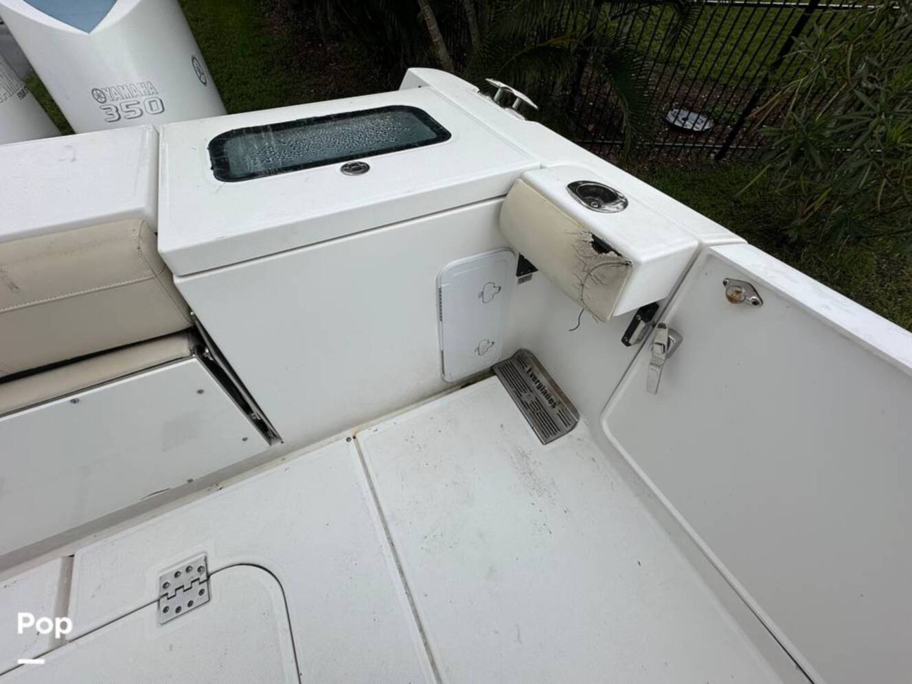 A photo of this 2018 Everglades 335CC