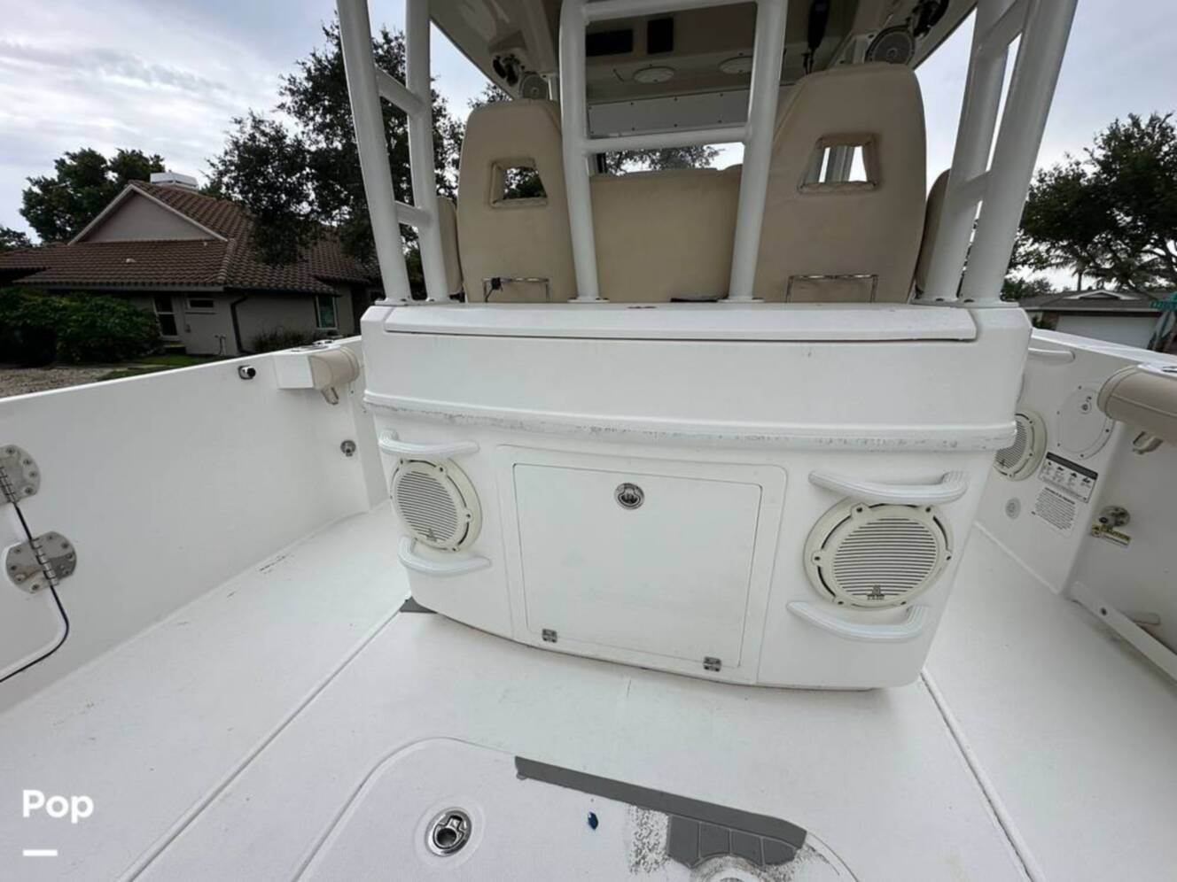 A photo of this 2018 Everglades 335CC