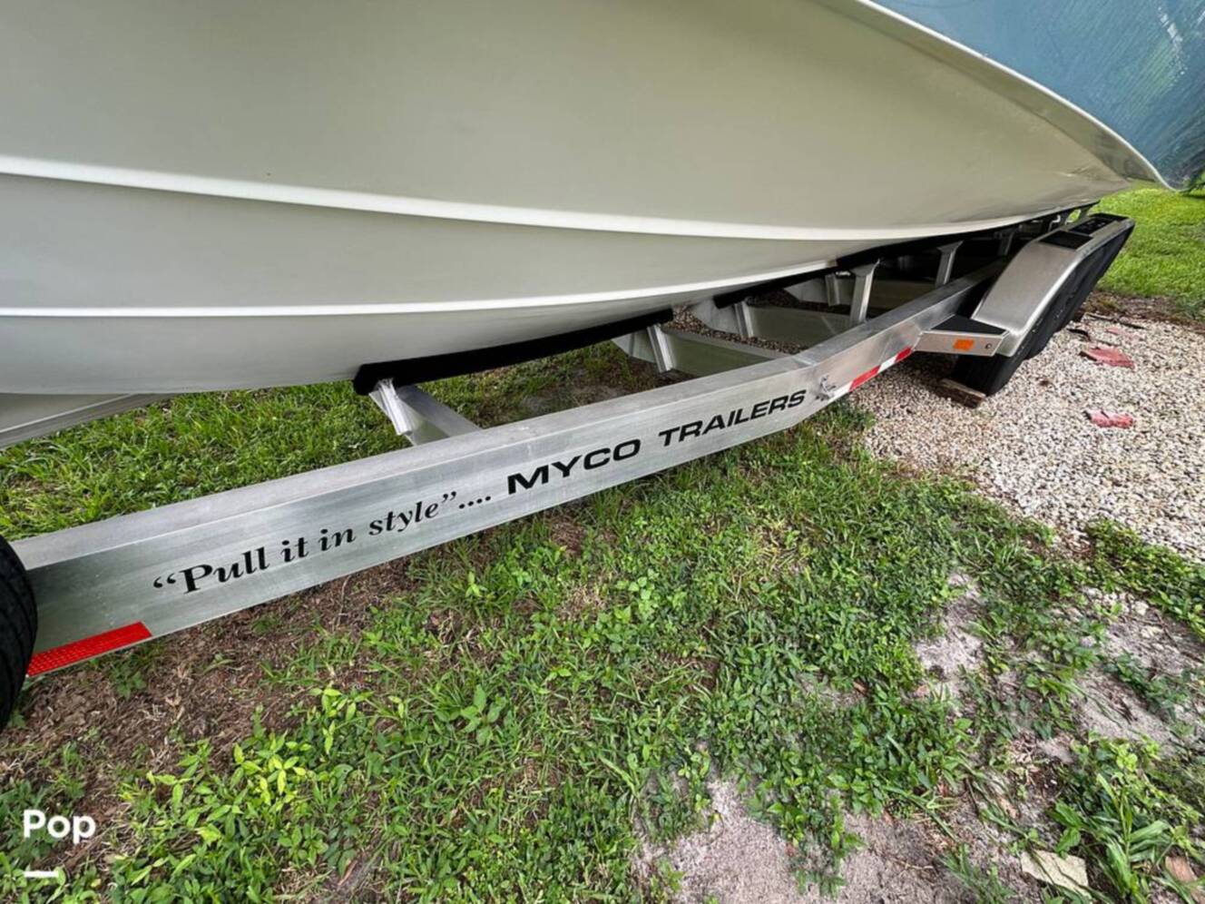 A photo of this 2018 Everglades 335CC