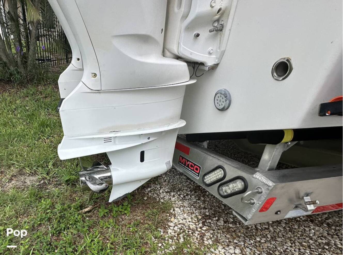 A photo of this 2018 Everglades 335CC