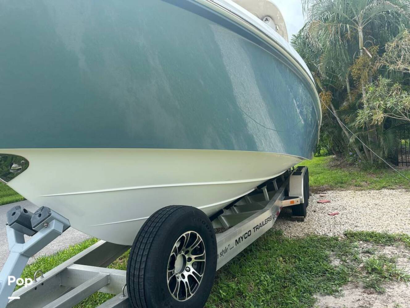 A photo of this 2018 Everglades 335CC