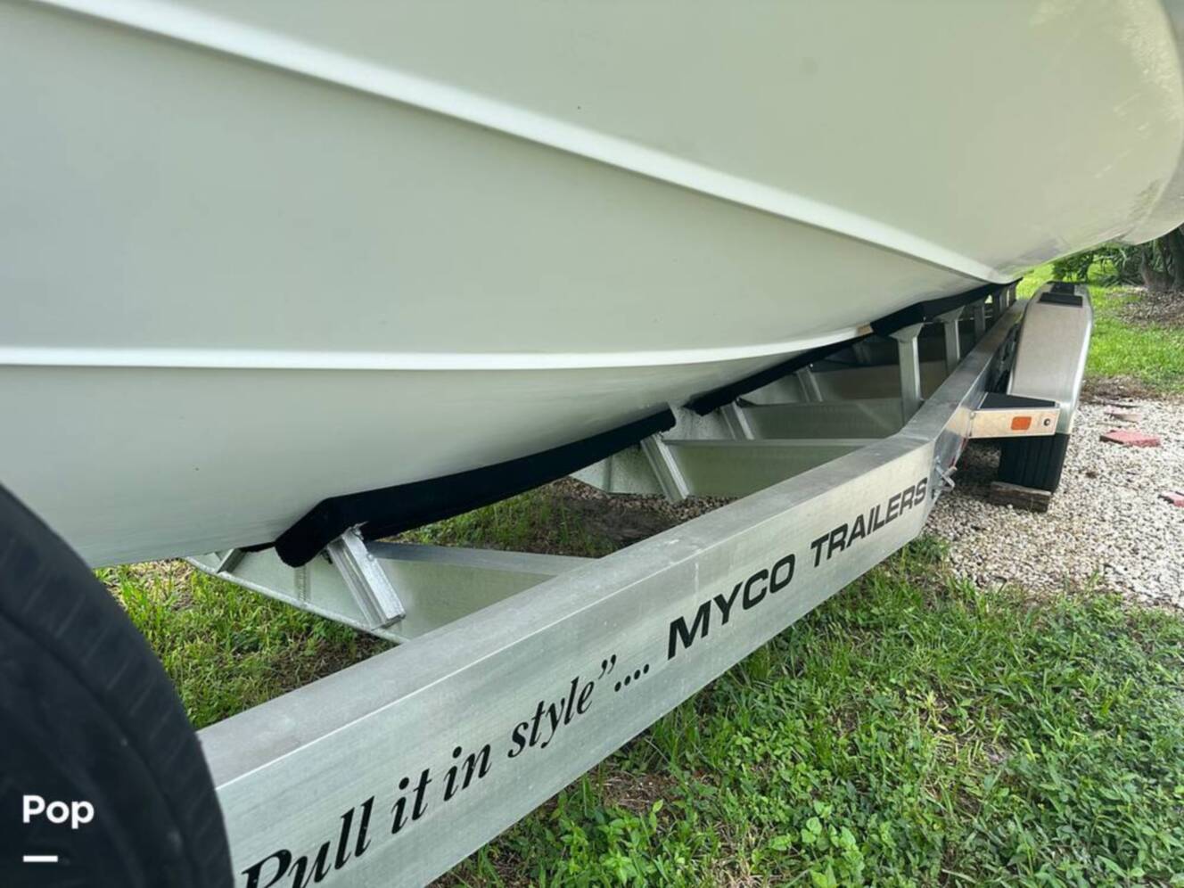 A photo of this 2018 Everglades 335CC