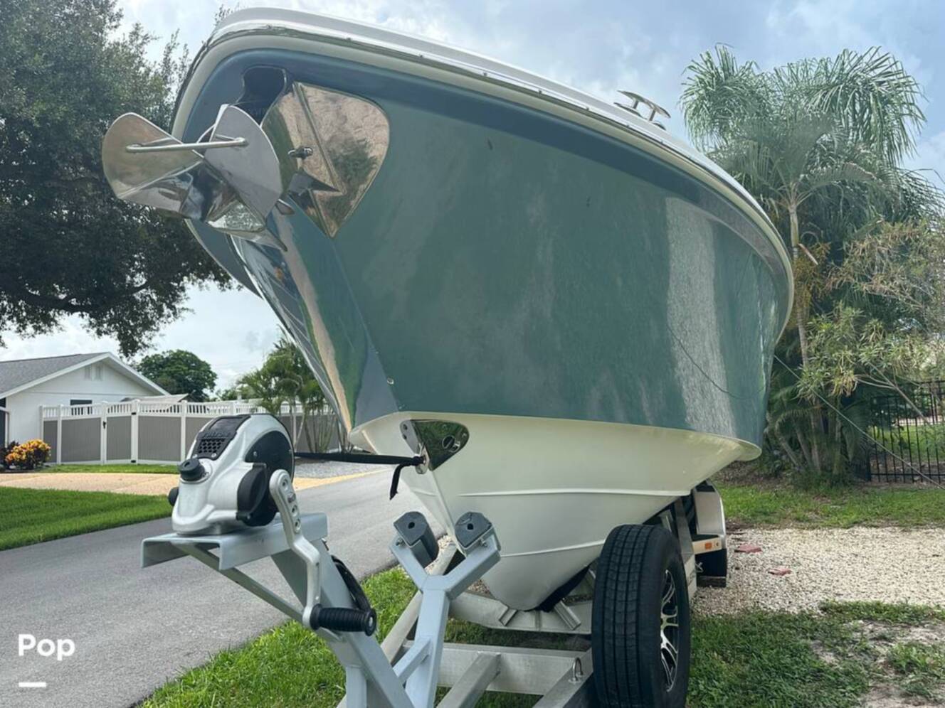 A photo of this 2018 Everglades 335CC