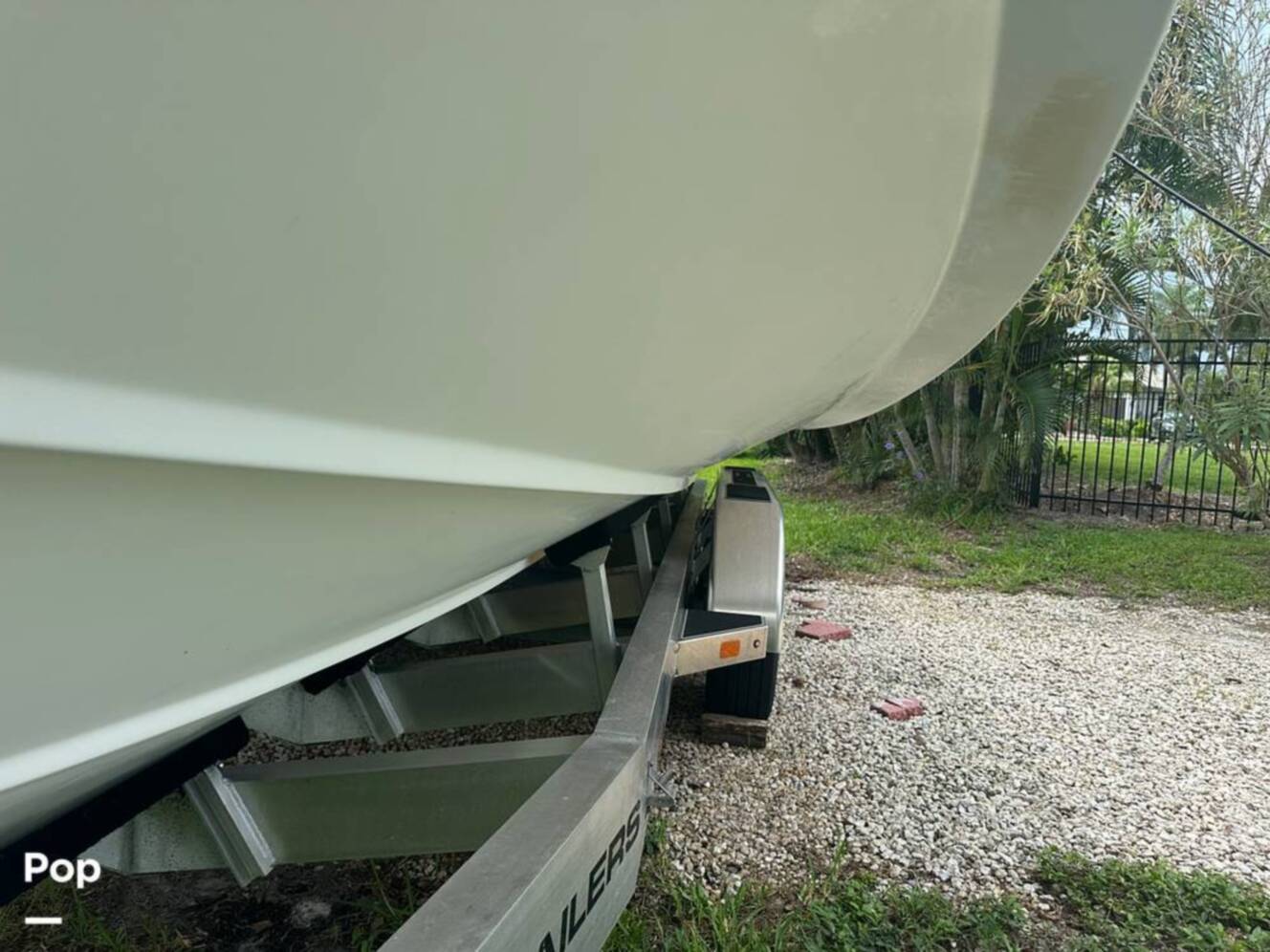 A photo of this 2018 Everglades 335CC