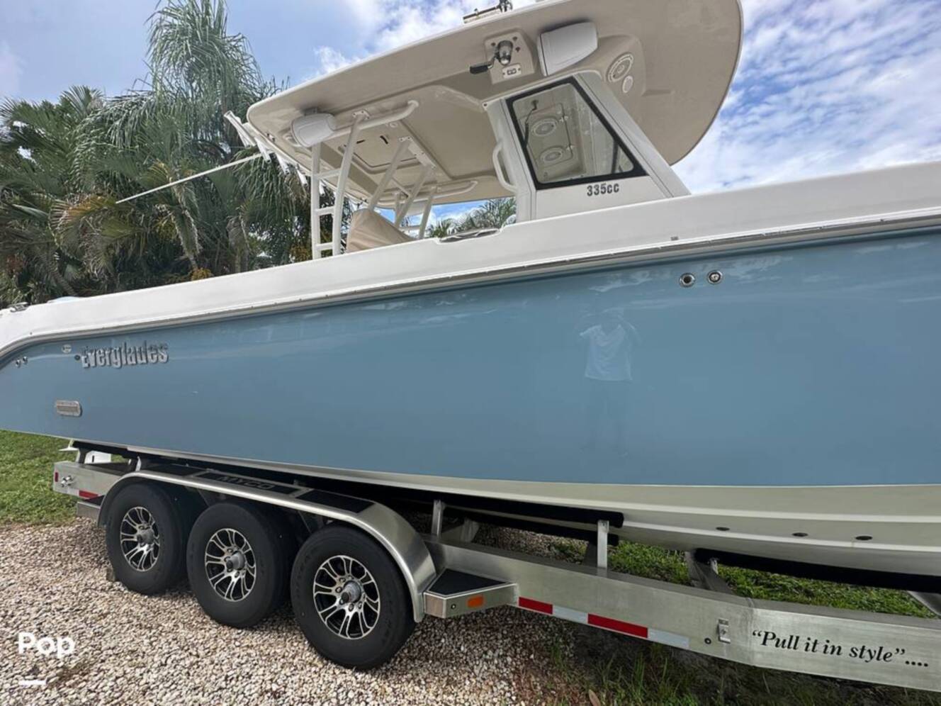 A photo of this 2018 Everglades 335CC