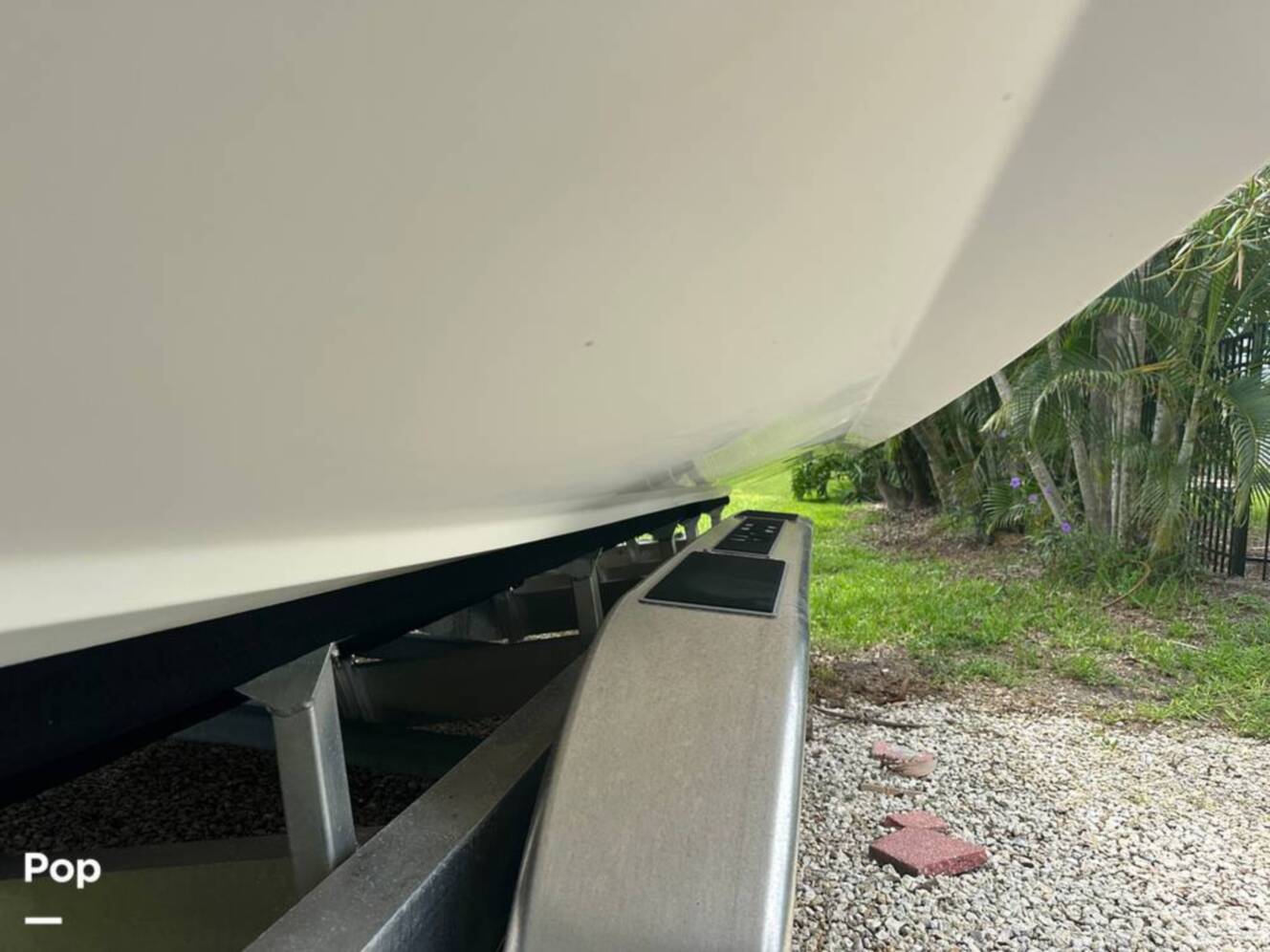 A photo of this 2018 Everglades 335CC