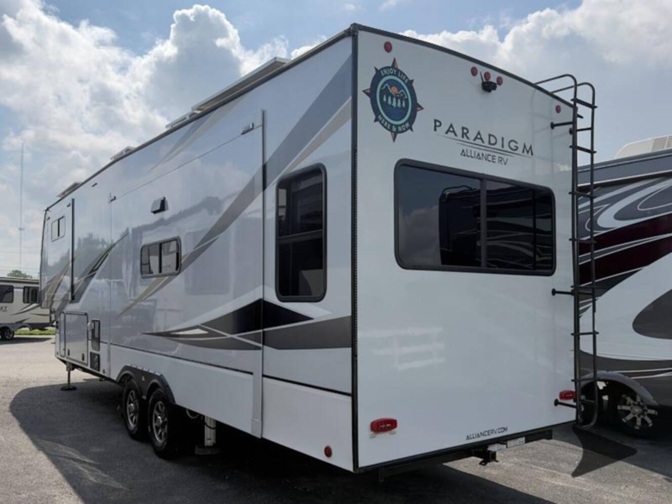 A photo of this 2022 Alliance Rv Paradigm 310RL