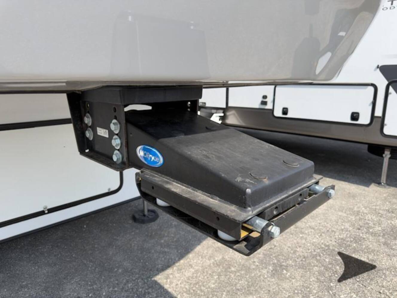 A photo of this 2022 Alliance Rv Paradigm 310RL