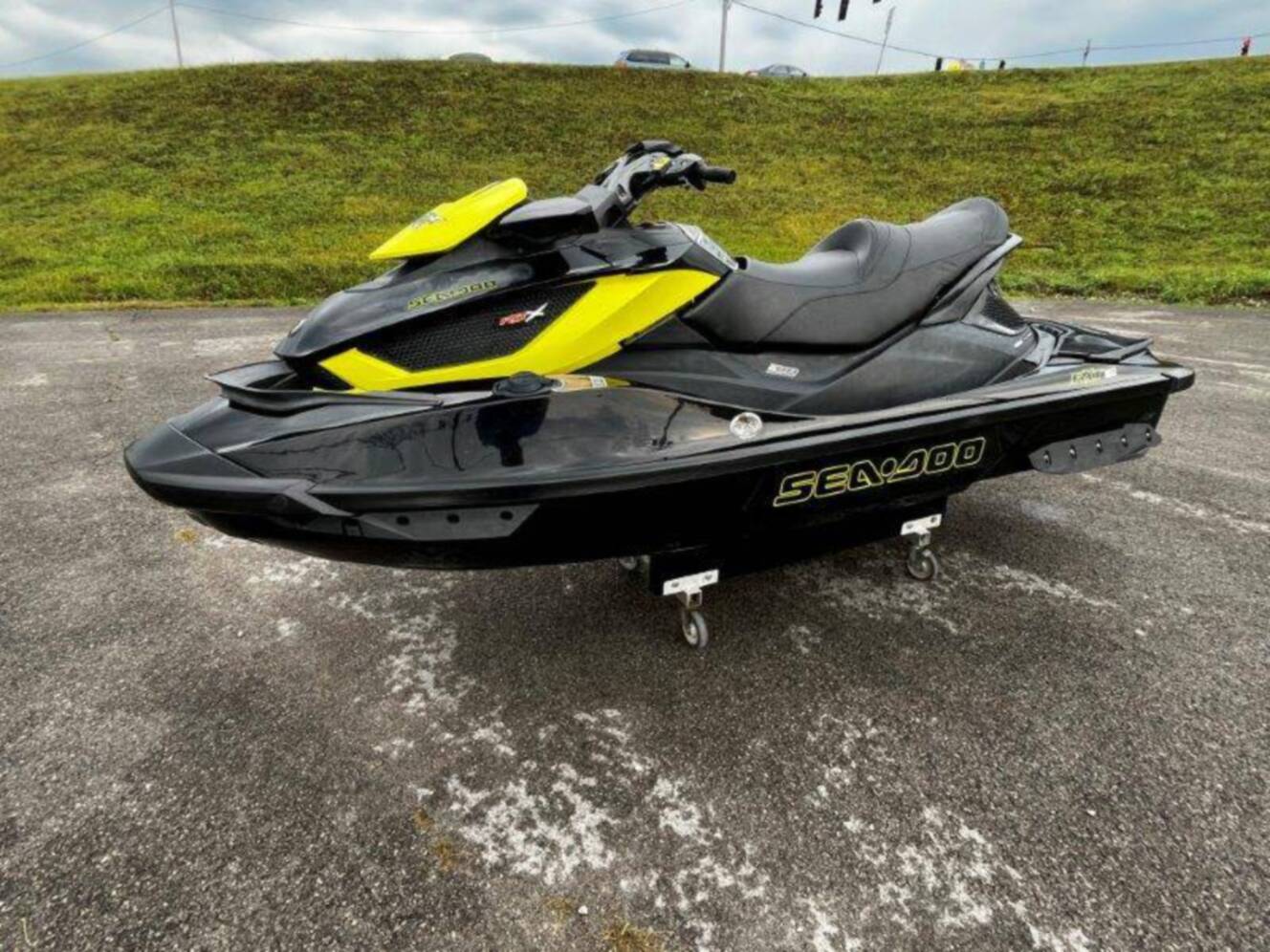A photo of this 2012 Sea-Doo RXT 260
