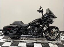 Check out the 2025 Harley-Davidson Road Glide Key Highlights image