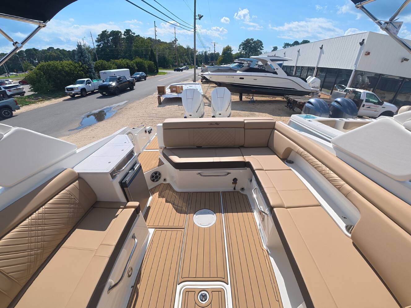 A photo of this 2027 Sea Ray SDX 290 Outboard