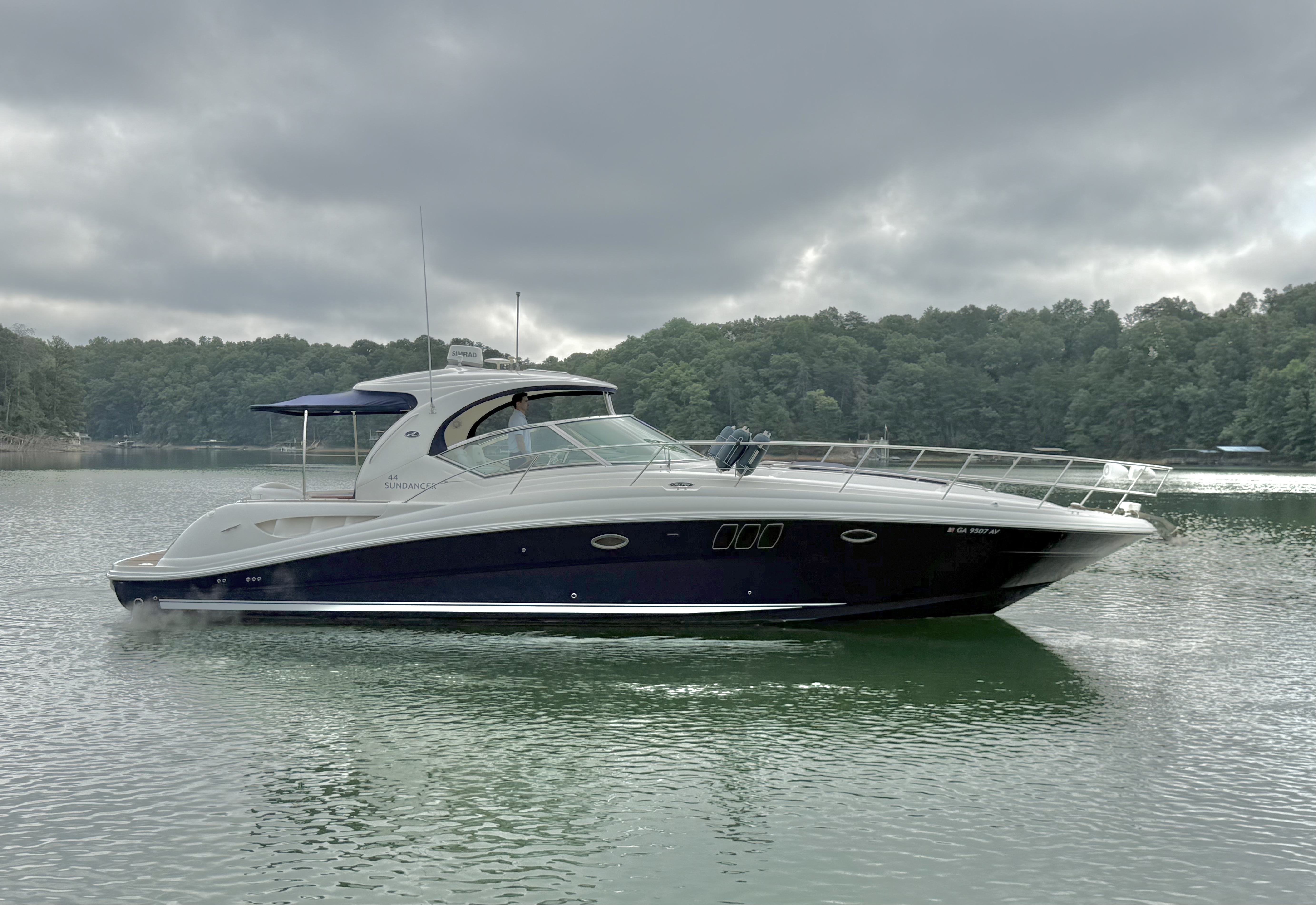 2006 Sea Ray 44 SUNDANCER 390 in cumming GA