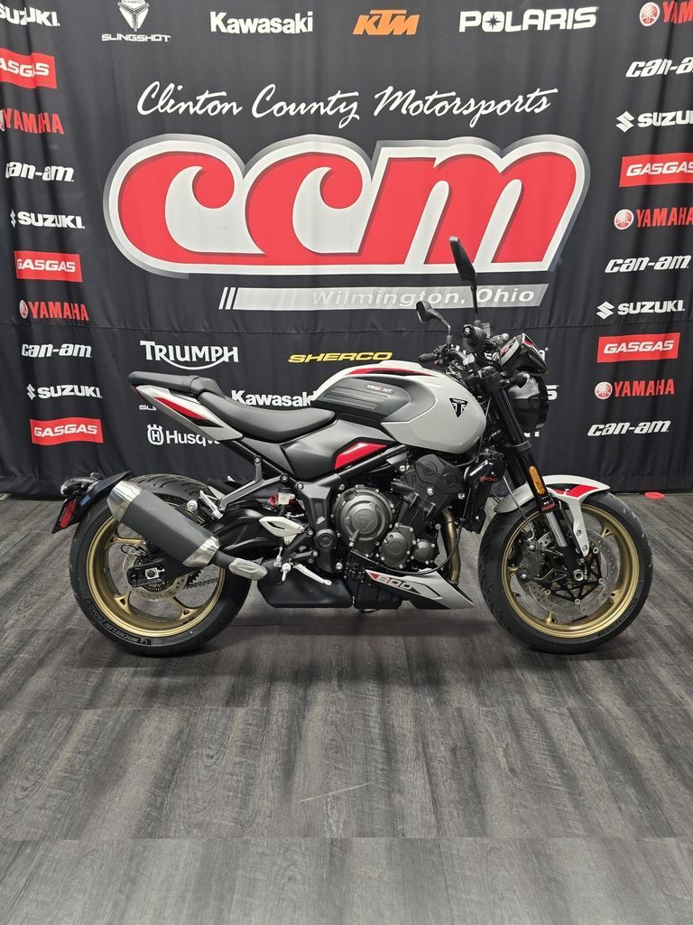 2026 Triumph Trident 800 Ash grey 800 in Wilmington, OH