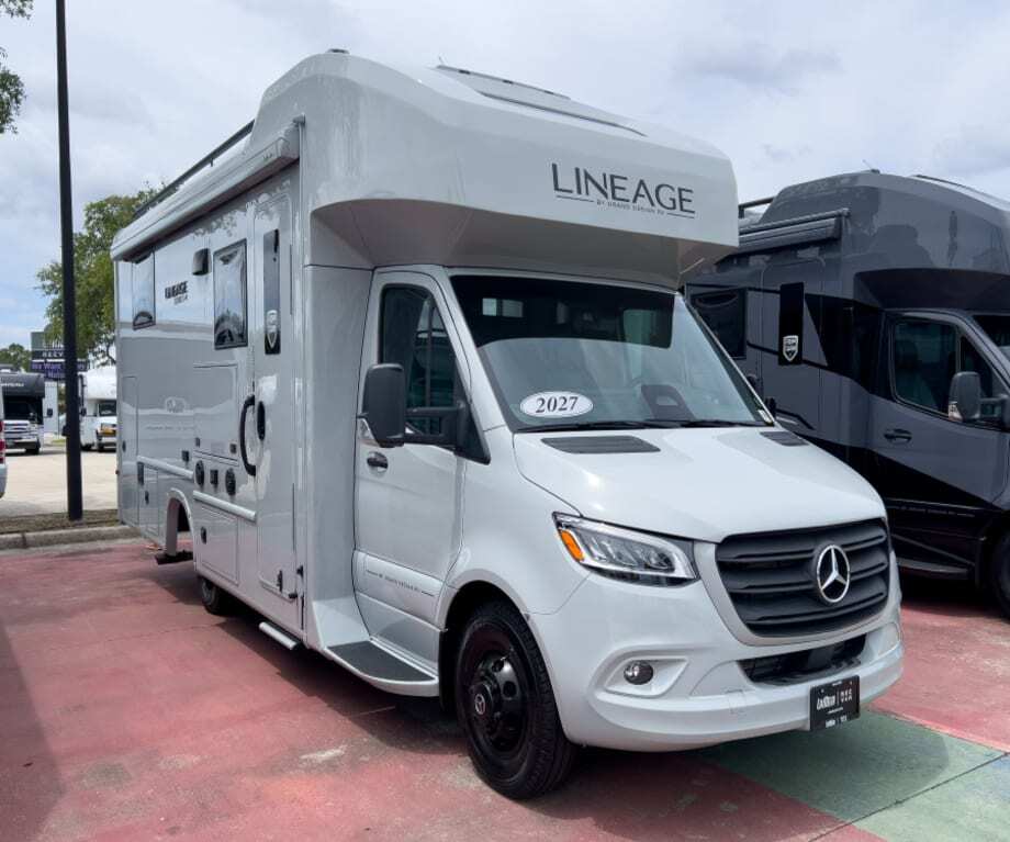 2027 Grand Design LINEAGE SERIES M 25TK-FBP in sanford FL