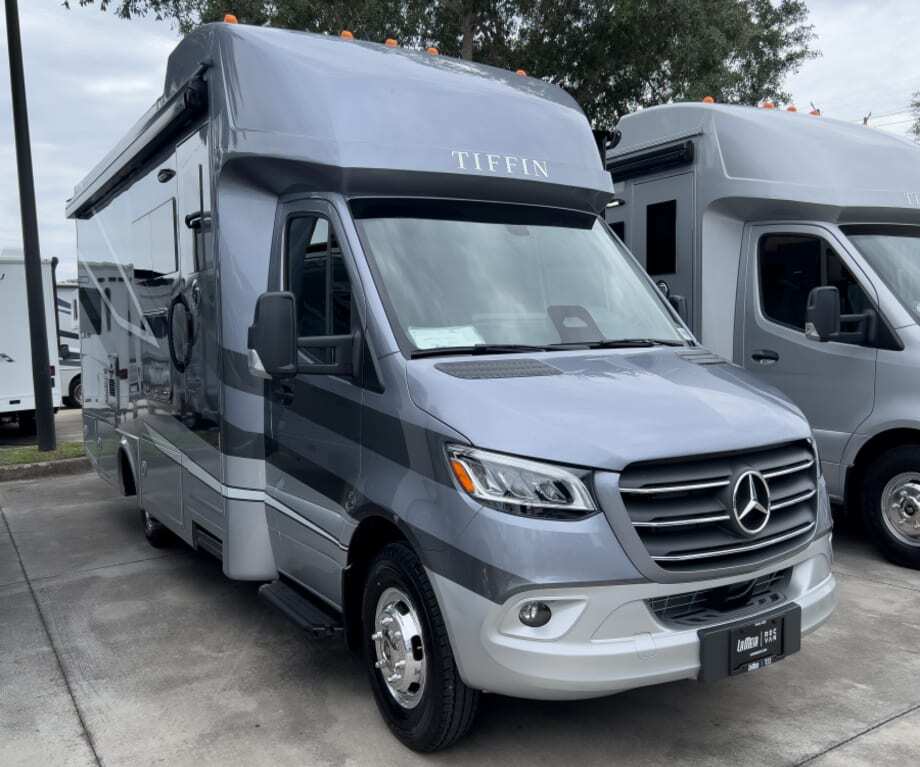 2027 Tiffin WAYFARER 25RW in sanford FL