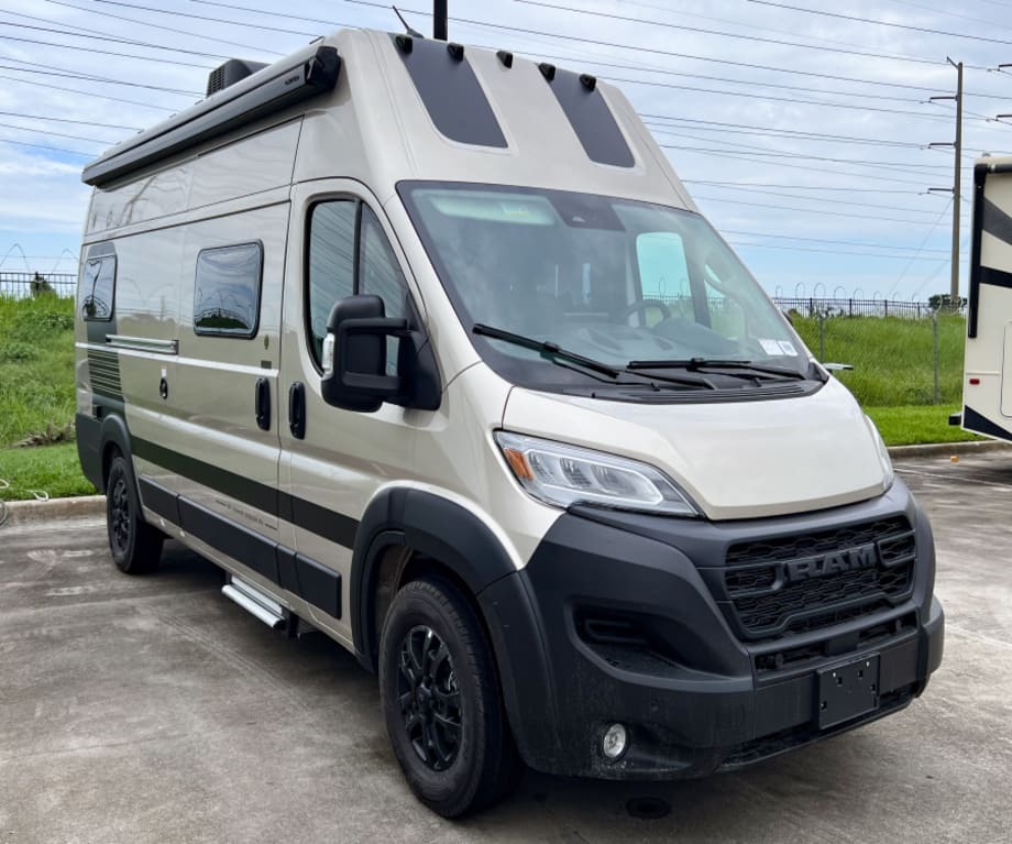 2027 Grand Design LINEAGE SERIES VP LVP1 in sanford FL