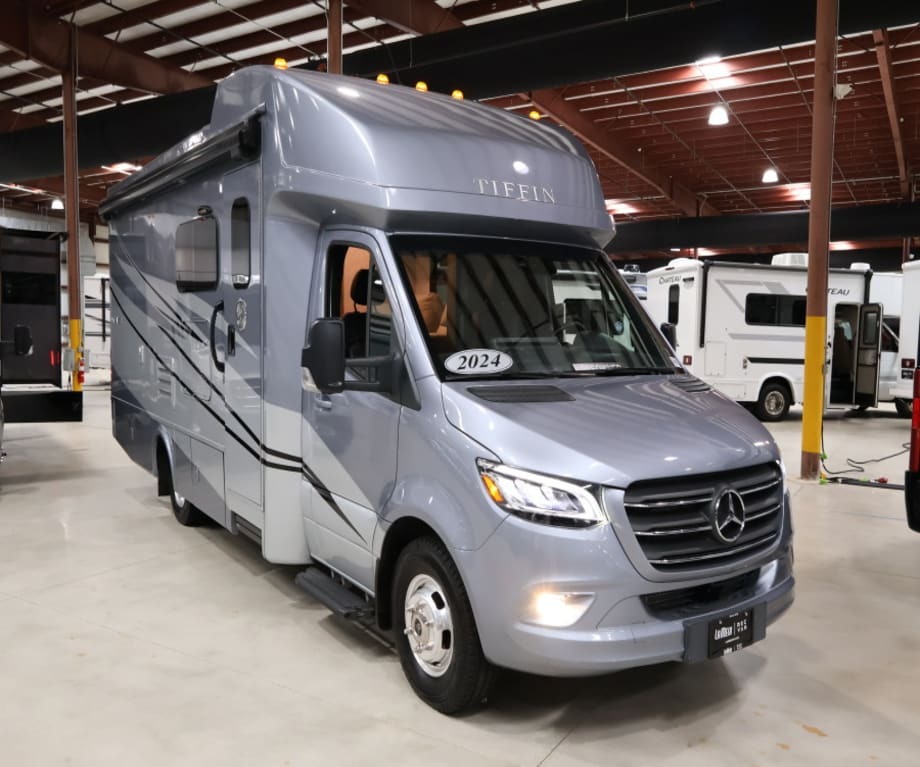 2024 Tiffin WAYFARER 25RW in port st. lucie FL