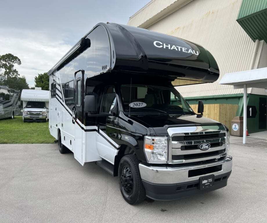 2027 Thor Motor Coach CHATEAU 25Z-PP in fort myers FL
