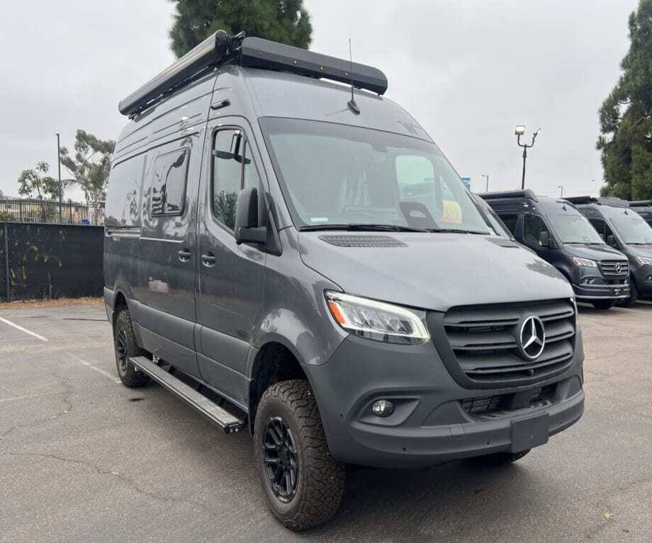 2027 Winnebago REVEL SPORT BMB44N in san diego CA
