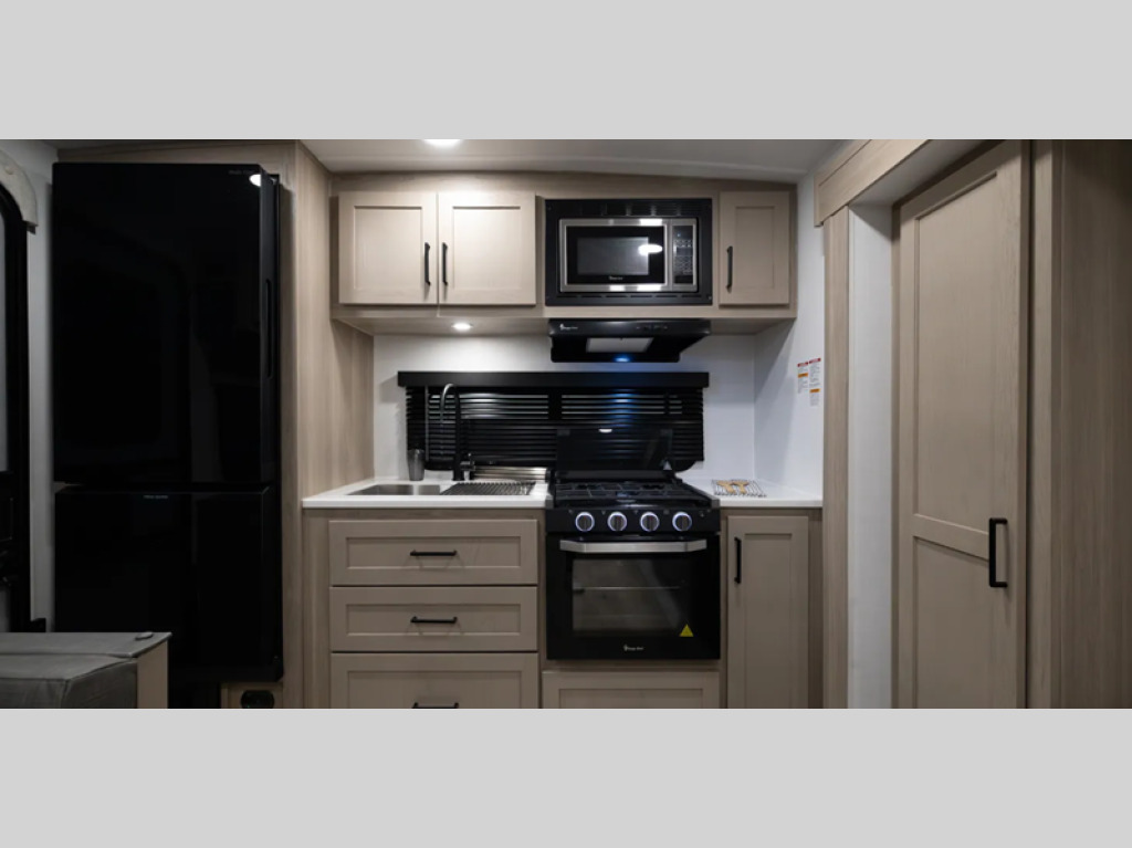 2027 Forest River Rv Rockwood Mini Lite 2515S in deerwood MN