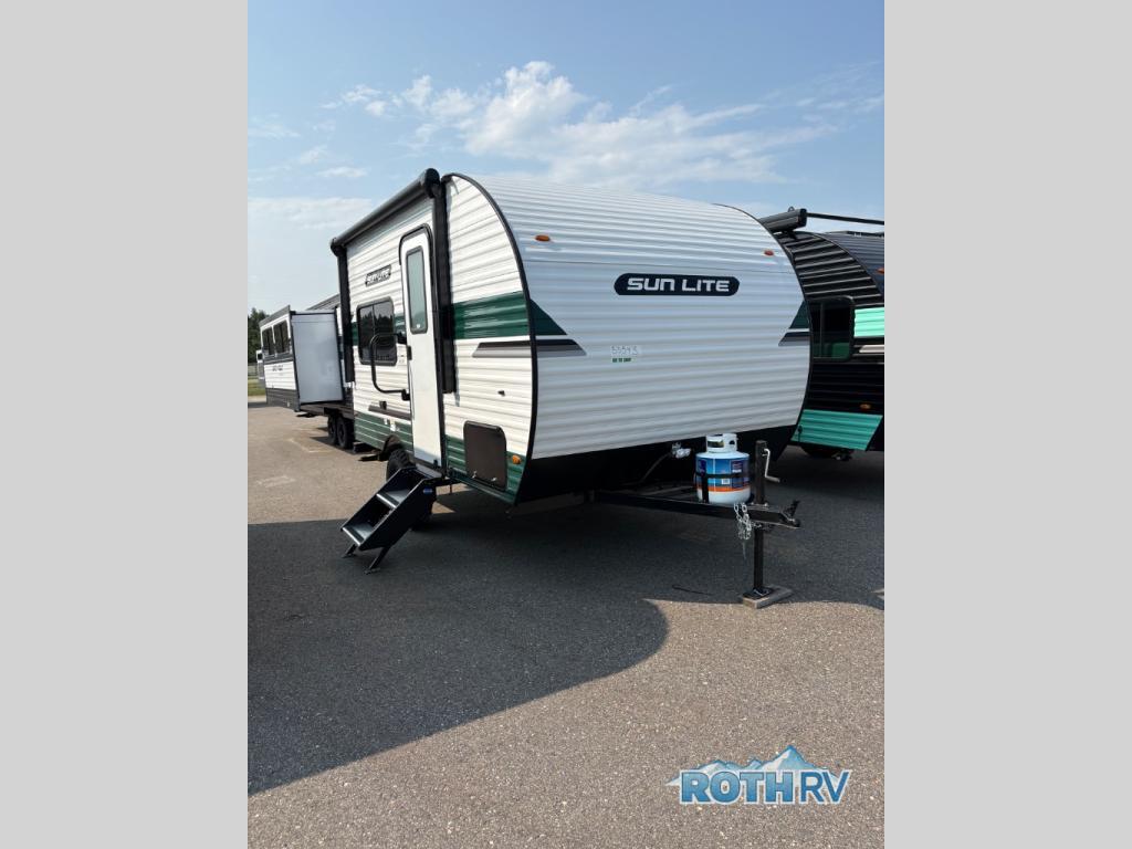 2027 Sunset Park Rv Sun Lite LTD 13BD in bemidji MN