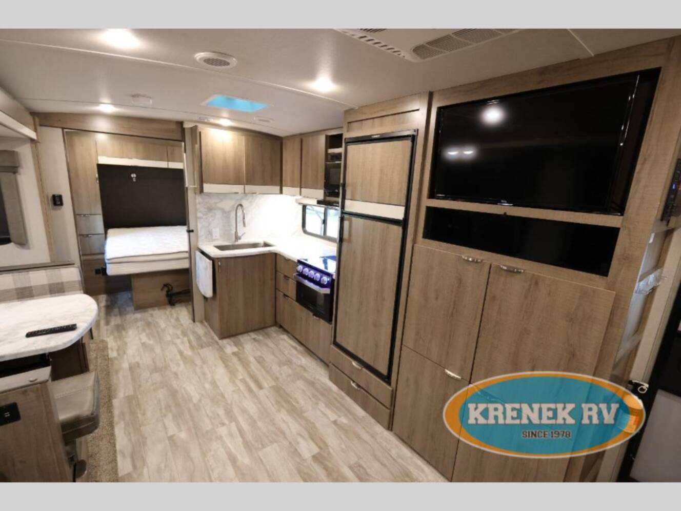 A photo of this 2020 Grand Design Imagine 2800BH