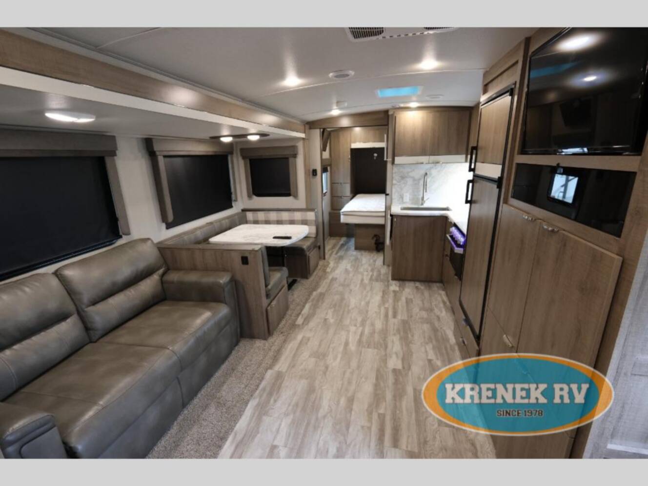 A photo of this 2020 Grand Design Imagine 2800BH