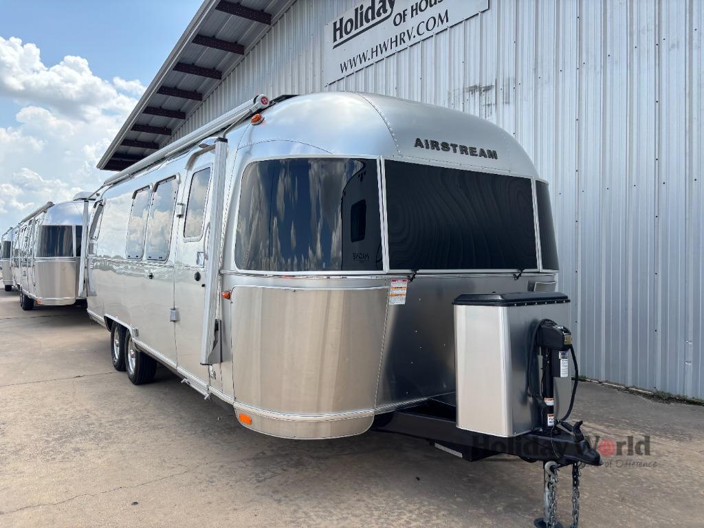 2023 Airstream International 28RB in katy TX