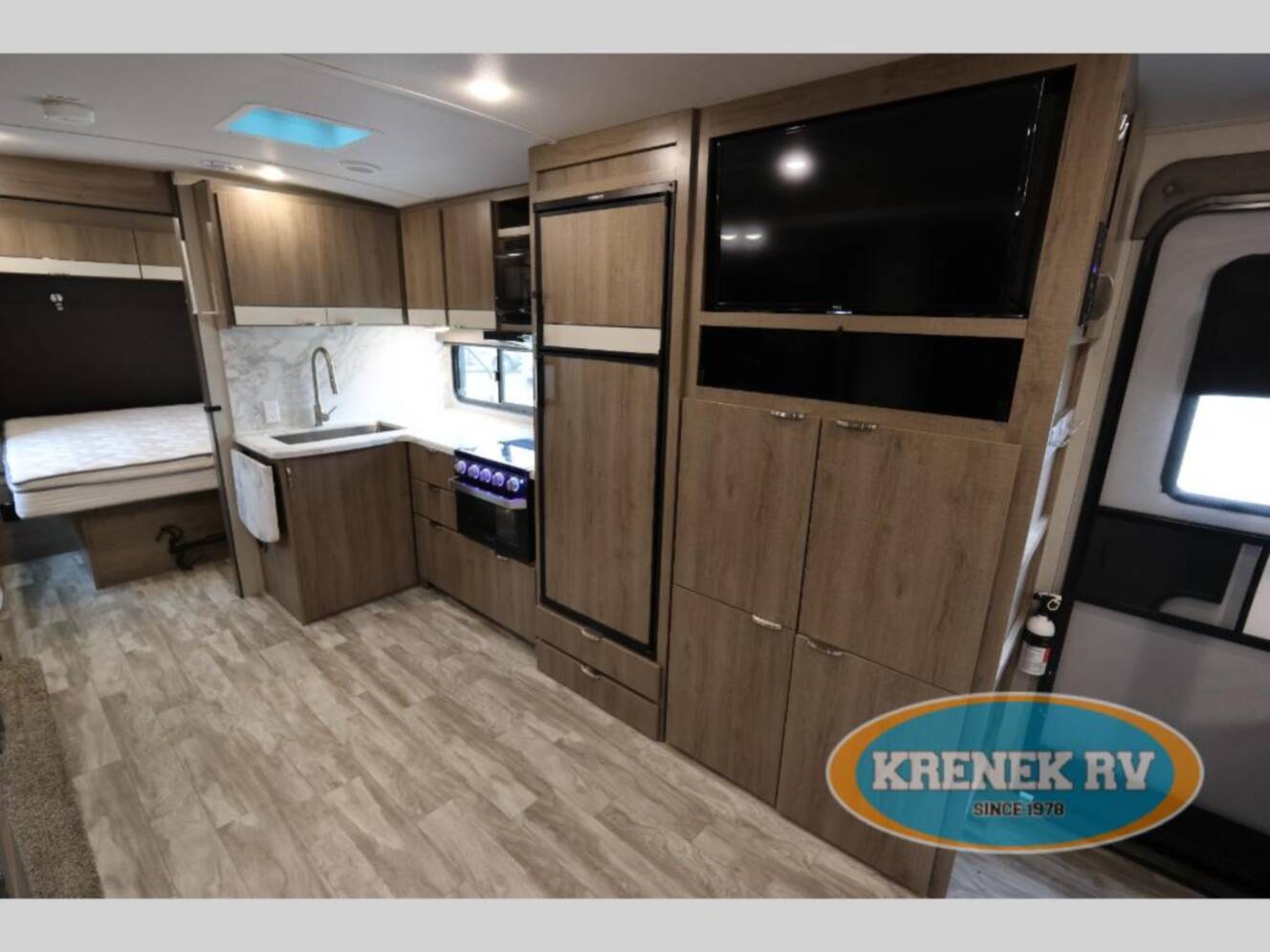 A photo of this 2020 Grand Design Imagine 2800BH
