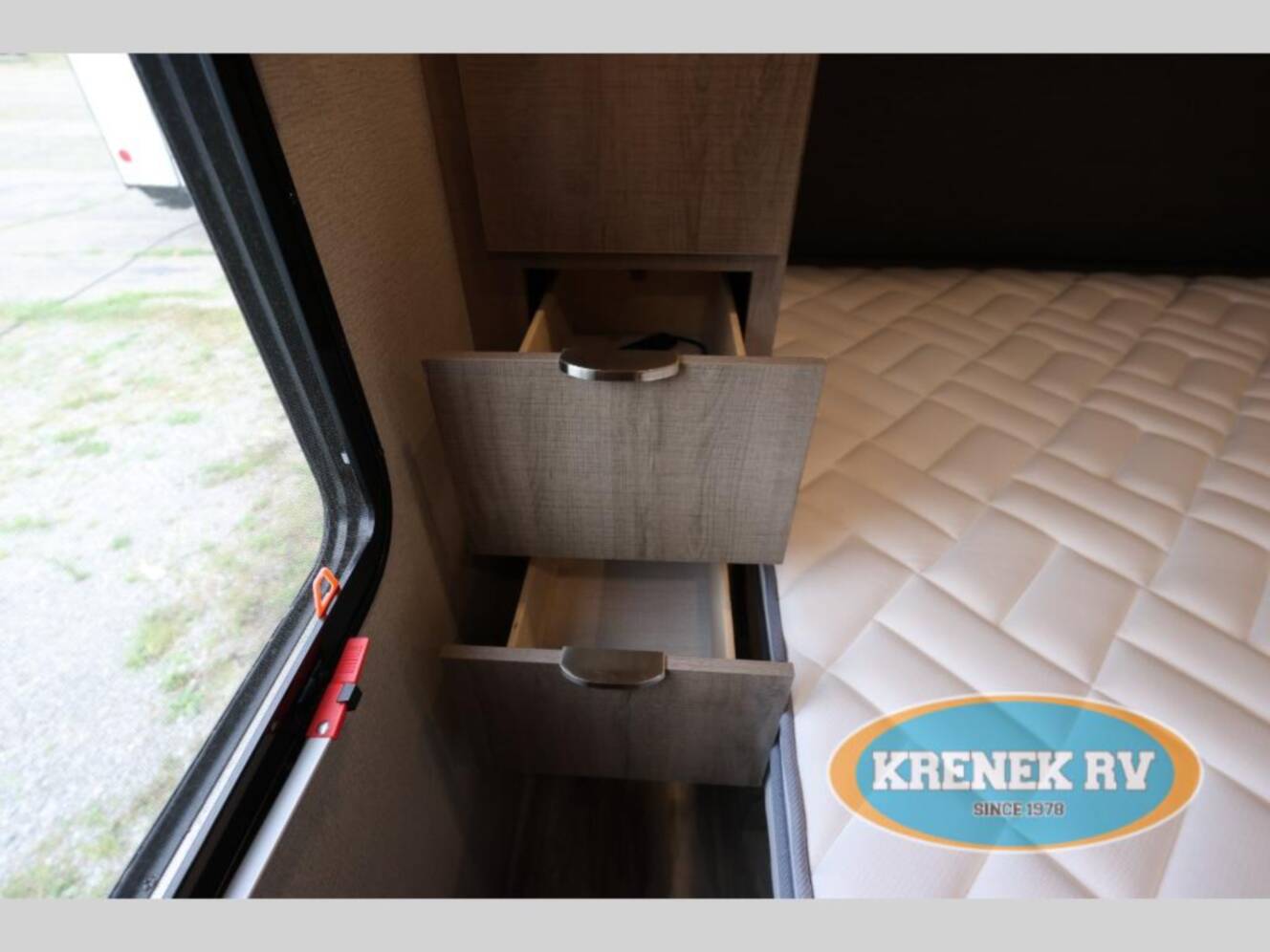 A photo of this 2020 Grand Design Imagine 2800BH