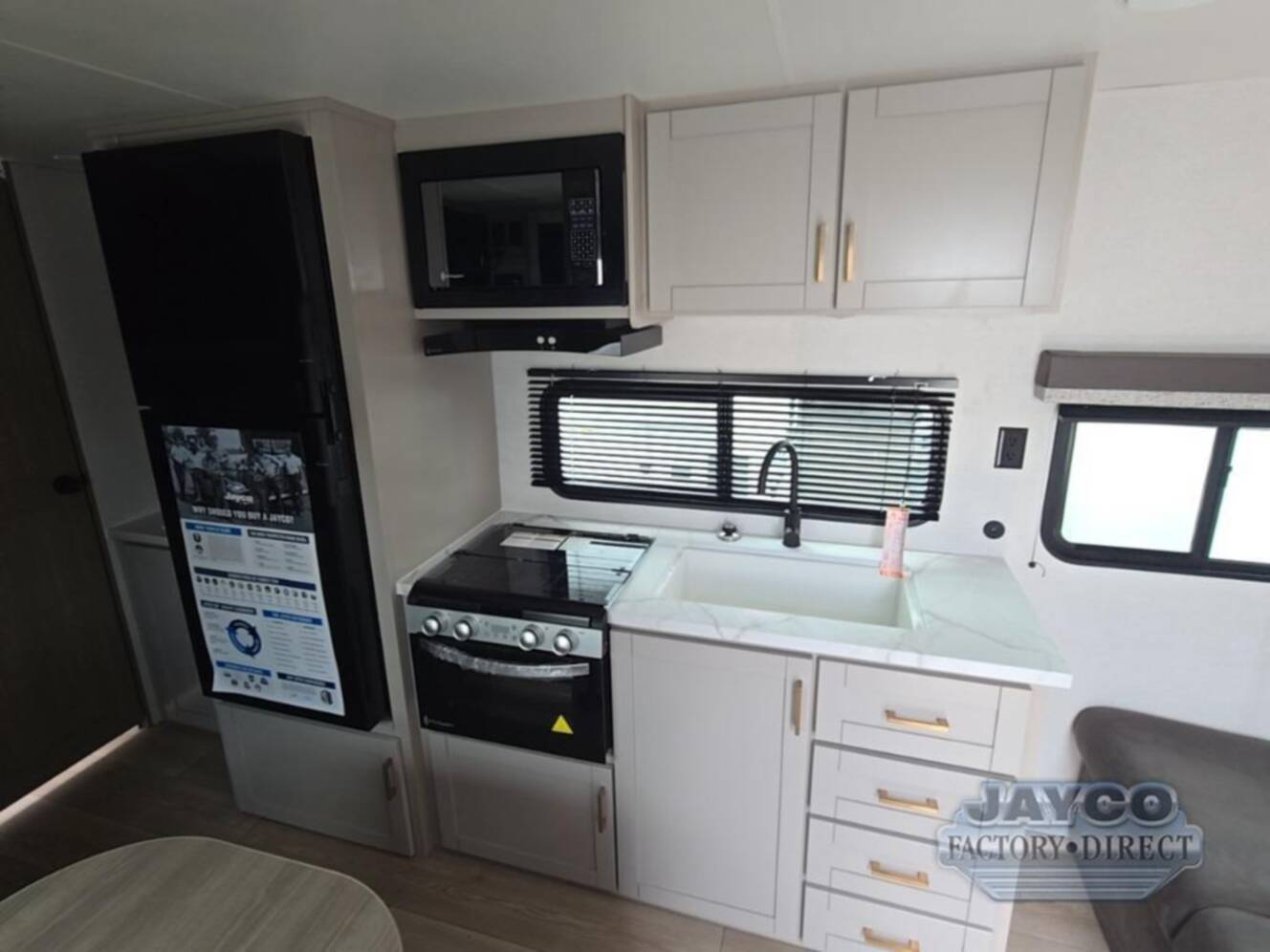 A photo of this 2027 Jayco Jay Flight 260BHW