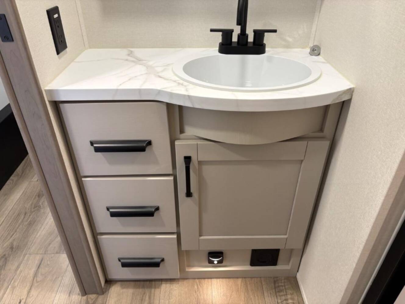 A photo of this 2026 Grand Design Reflection 100 Series 32BH