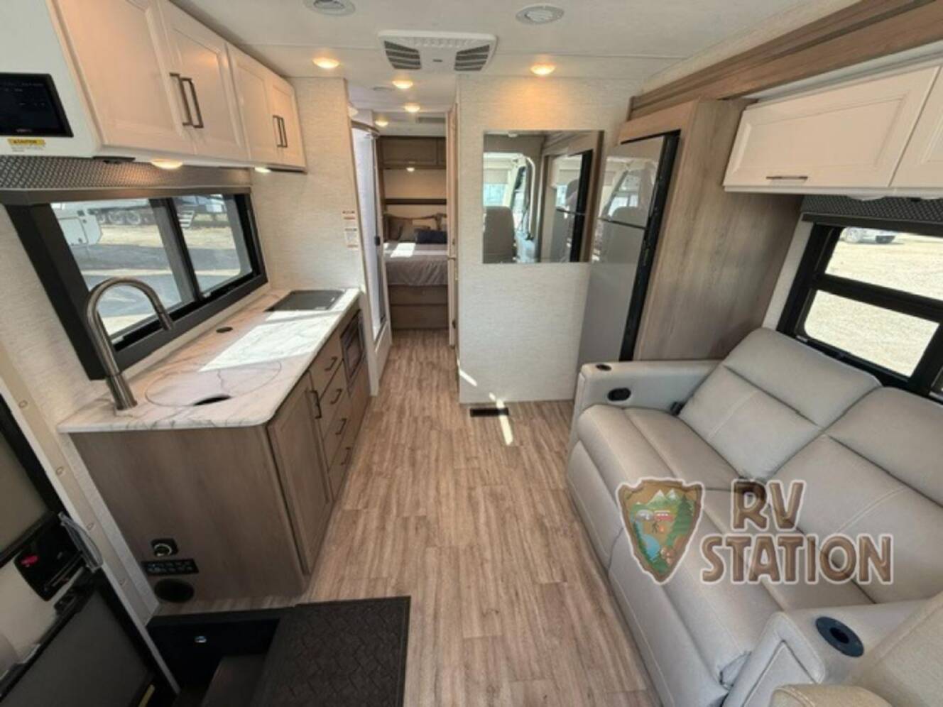 A photo of this 2026 Thor Motor Coach Freedom Traveler A26